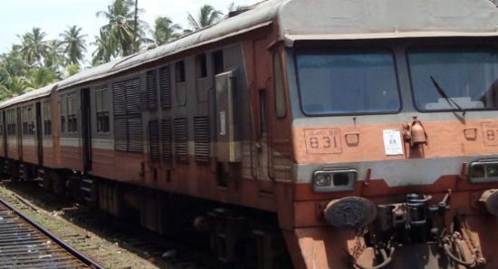 SL Railways Resumes Tourist Services